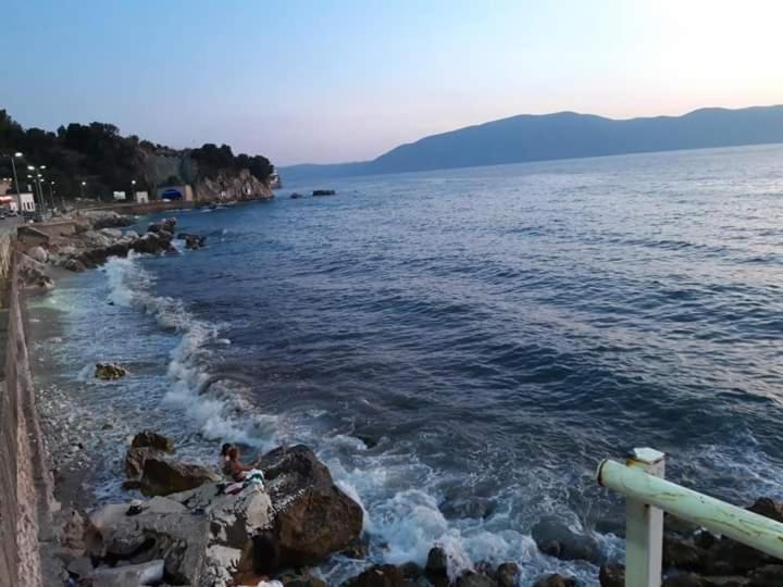 Artist S Apartment Vlorë エクステリア 写真