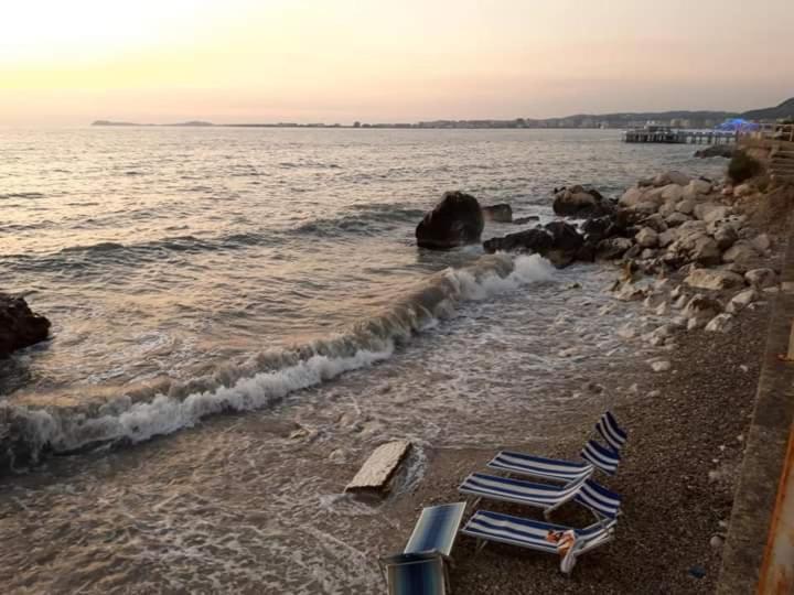 Artist S Apartment Vlorë エクステリア 写真