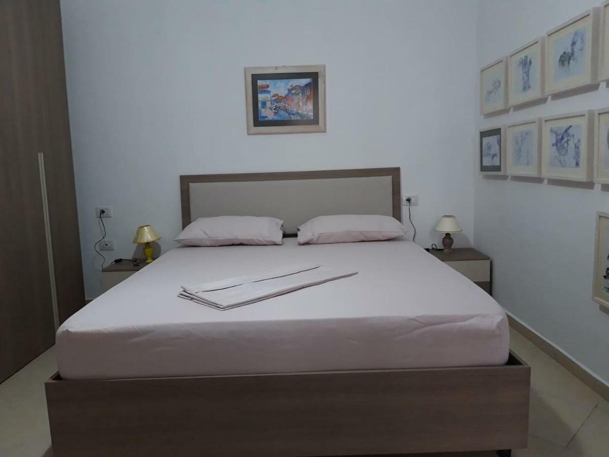 Artist S Apartment Vlorë エクステリア 写真